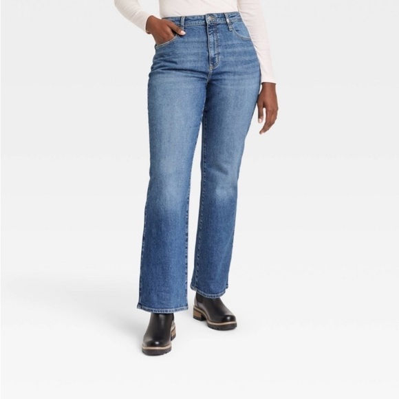 Women's High-Rise Bootcut Jeans - Universal Thread - Picture 4 of 9